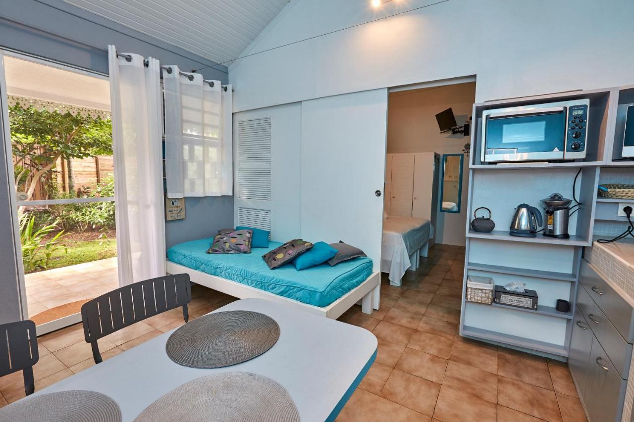 SOLEIL COUCHANT - Gîtes Deshaies Extérieur photo