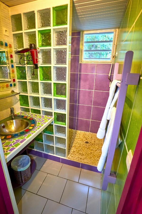 SOLEIL COUCHANT - Gîtes Deshaies Extérieur photo